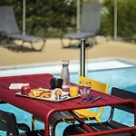 Ibis Roanne Restaurant Hotel 3*