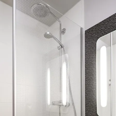 Hotell Ibis Roanne Restaurant 3*