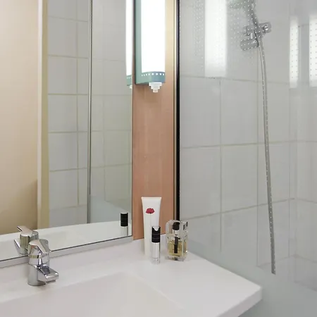 Ibis Roanne Restaurant 3* Le Coteau